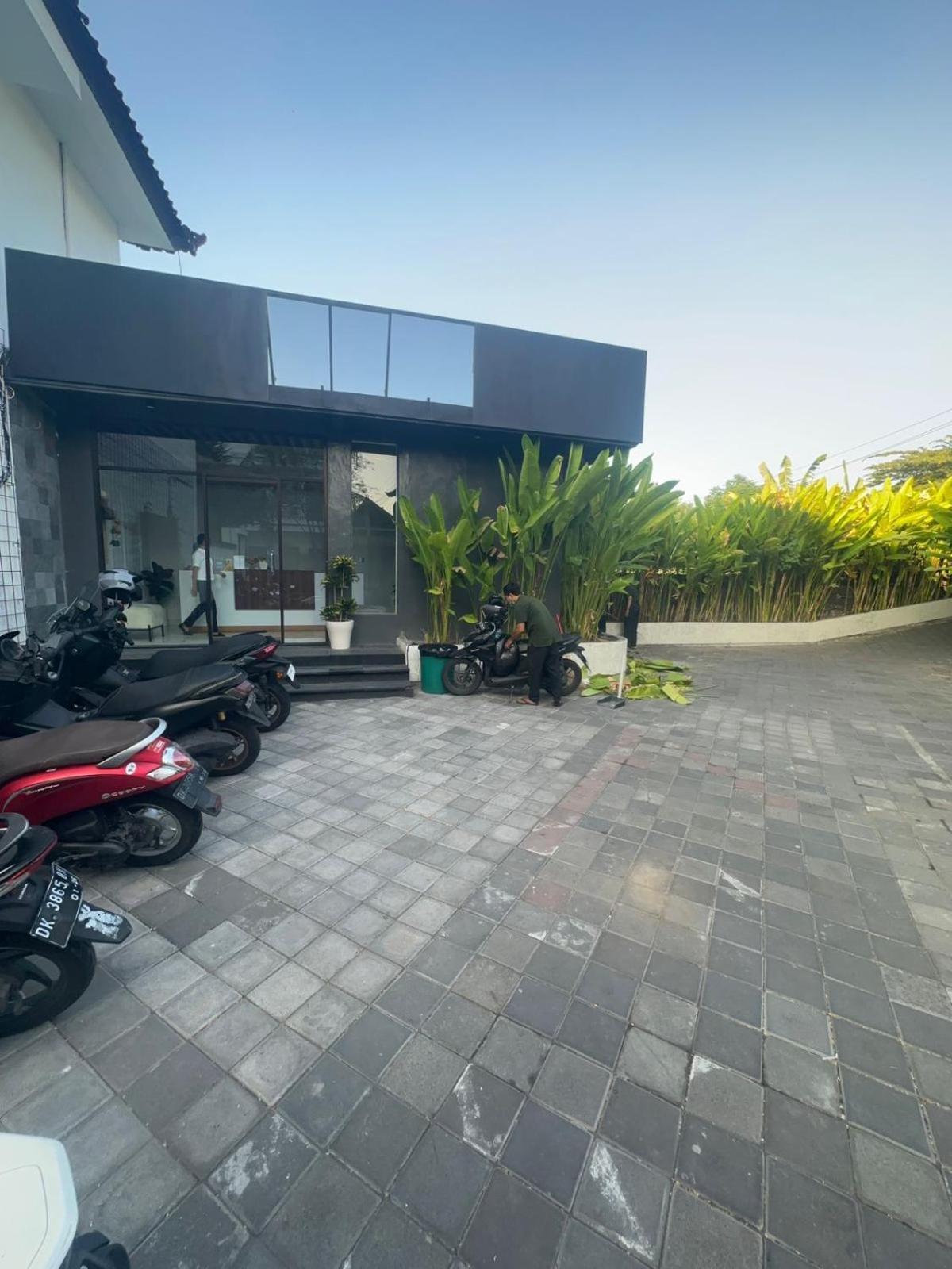 The Hita Apartement Seminyak Buitenkant foto